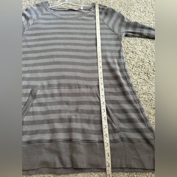 Soft Surroundings Thermal Top with Kangaroo Pocket - Picture 6 of 8